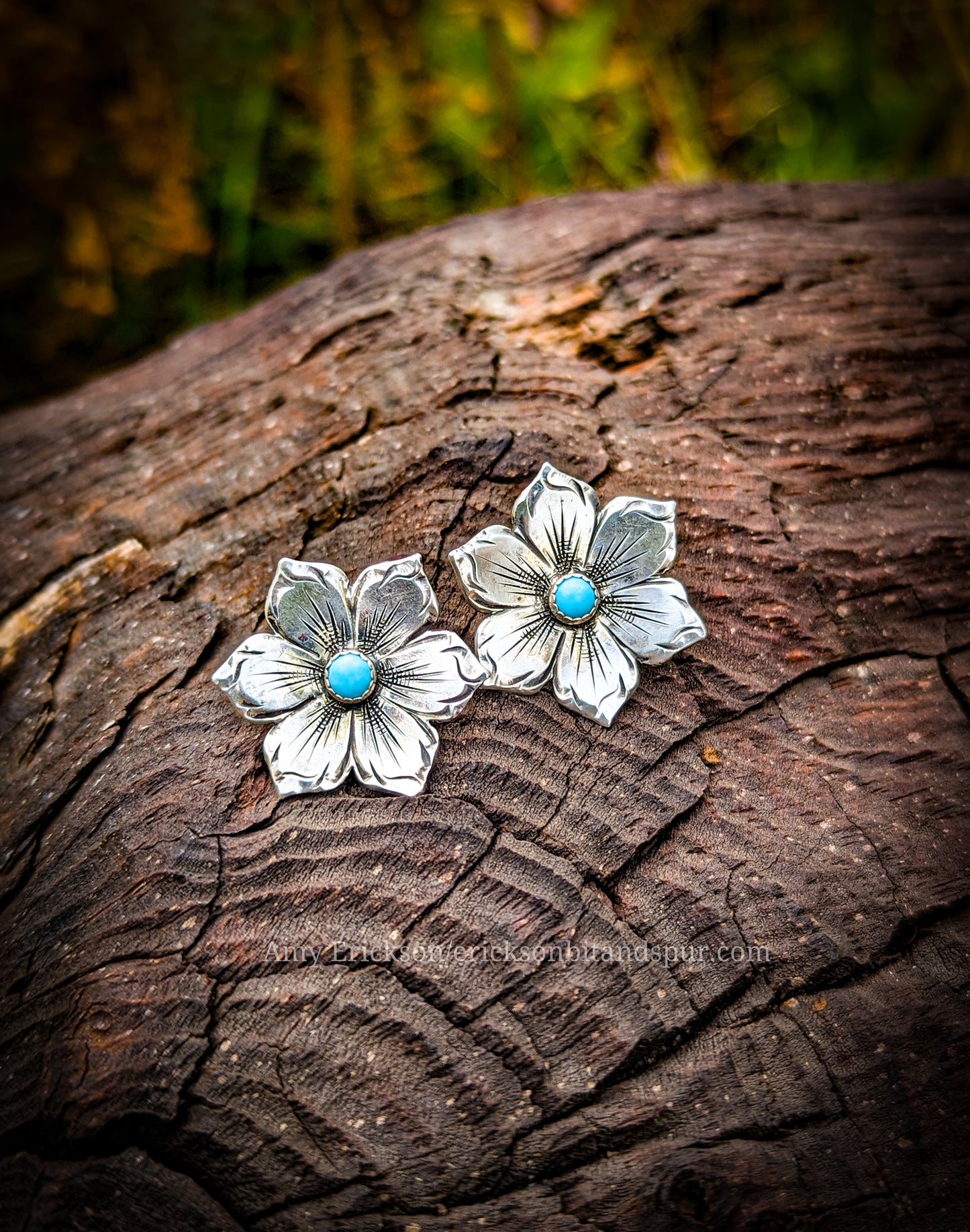 Silver flower earrings with turquoise