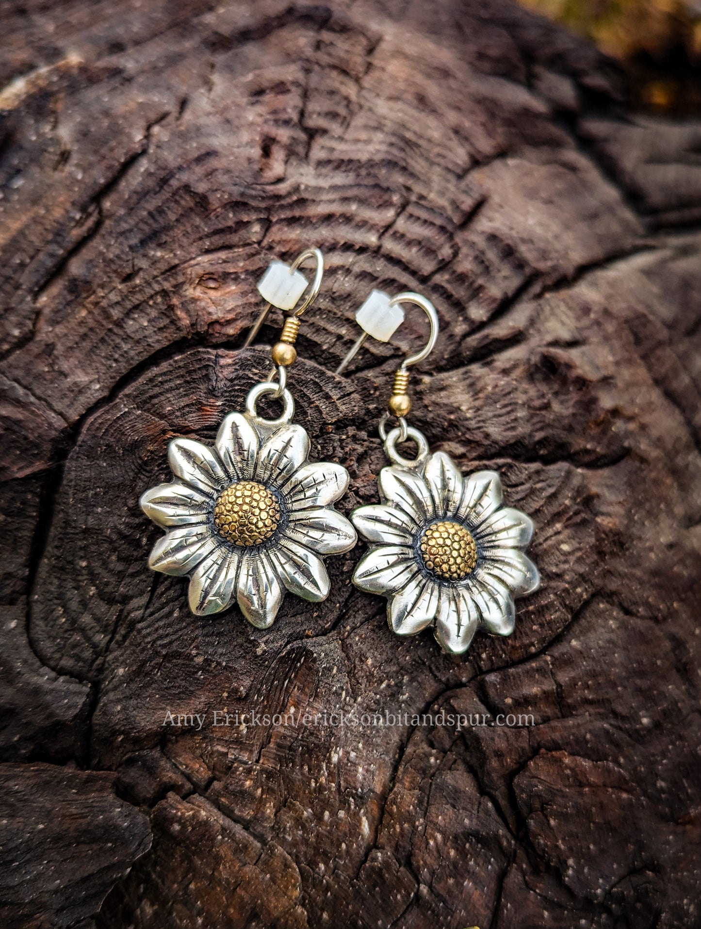 Silver daisy earrings