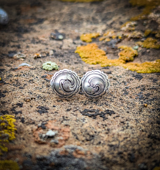 1/2 " scallop and point silver concho post earrings