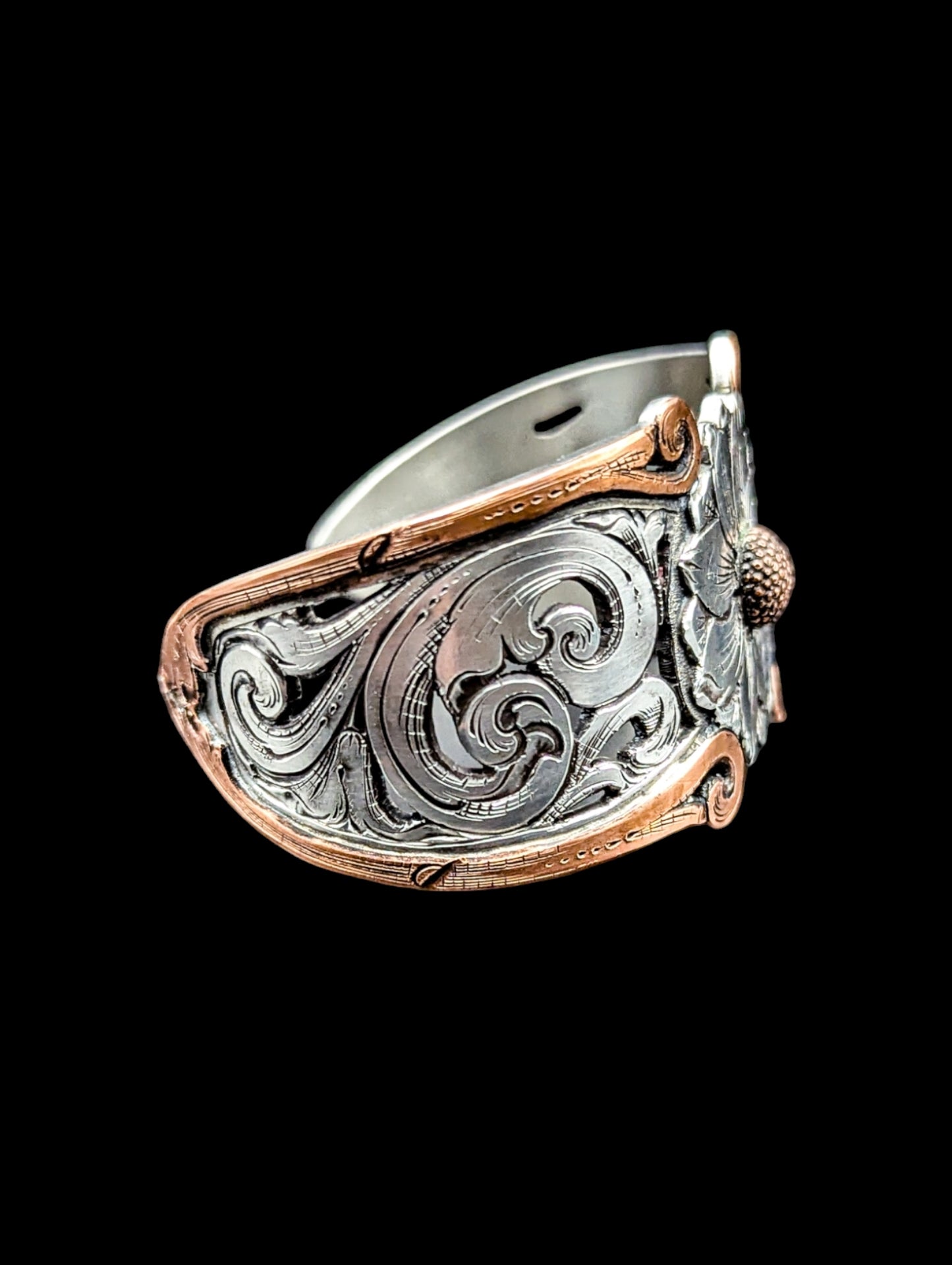 Western Style filigree Daisy Bracelet